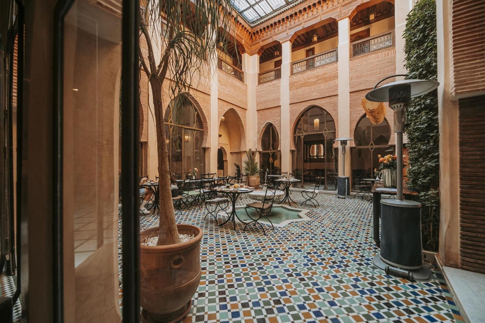 Riad Le Perroquet Bleu Suites & Spa Марракеш Экстерьер фото