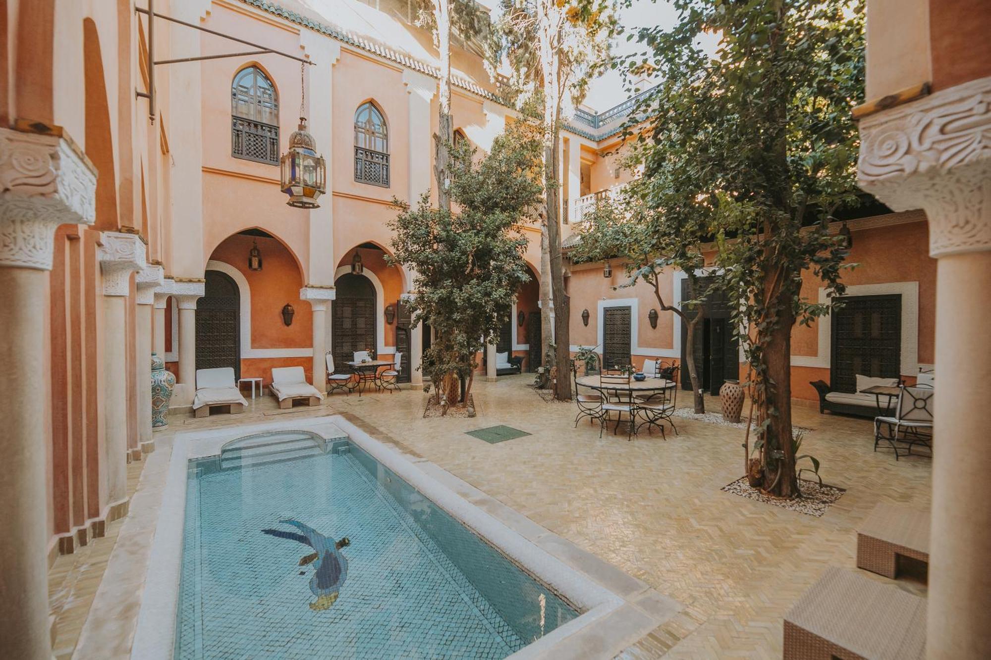 Riad Le Perroquet Bleu Suites & Spa Марракеш Экстерьер фото