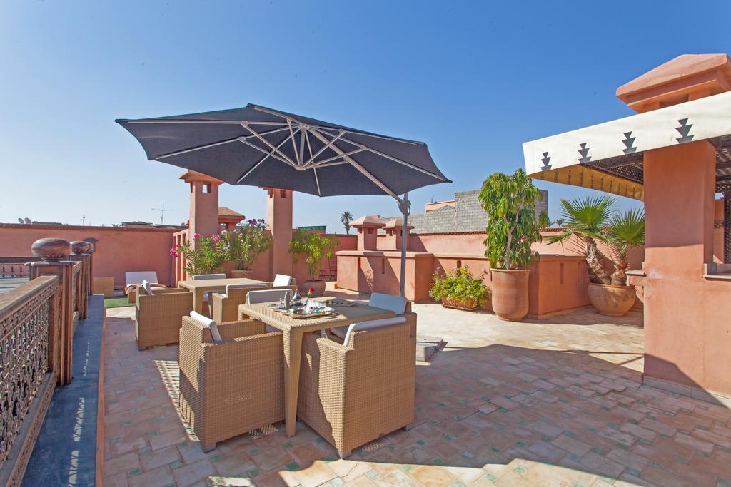 Riad Le Perroquet Bleu Suites & Spa Марракеш Экстерьер фото