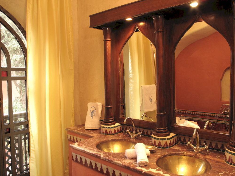 Riad Le Perroquet Bleu Suites & Spa Марракеш Экстерьер фото